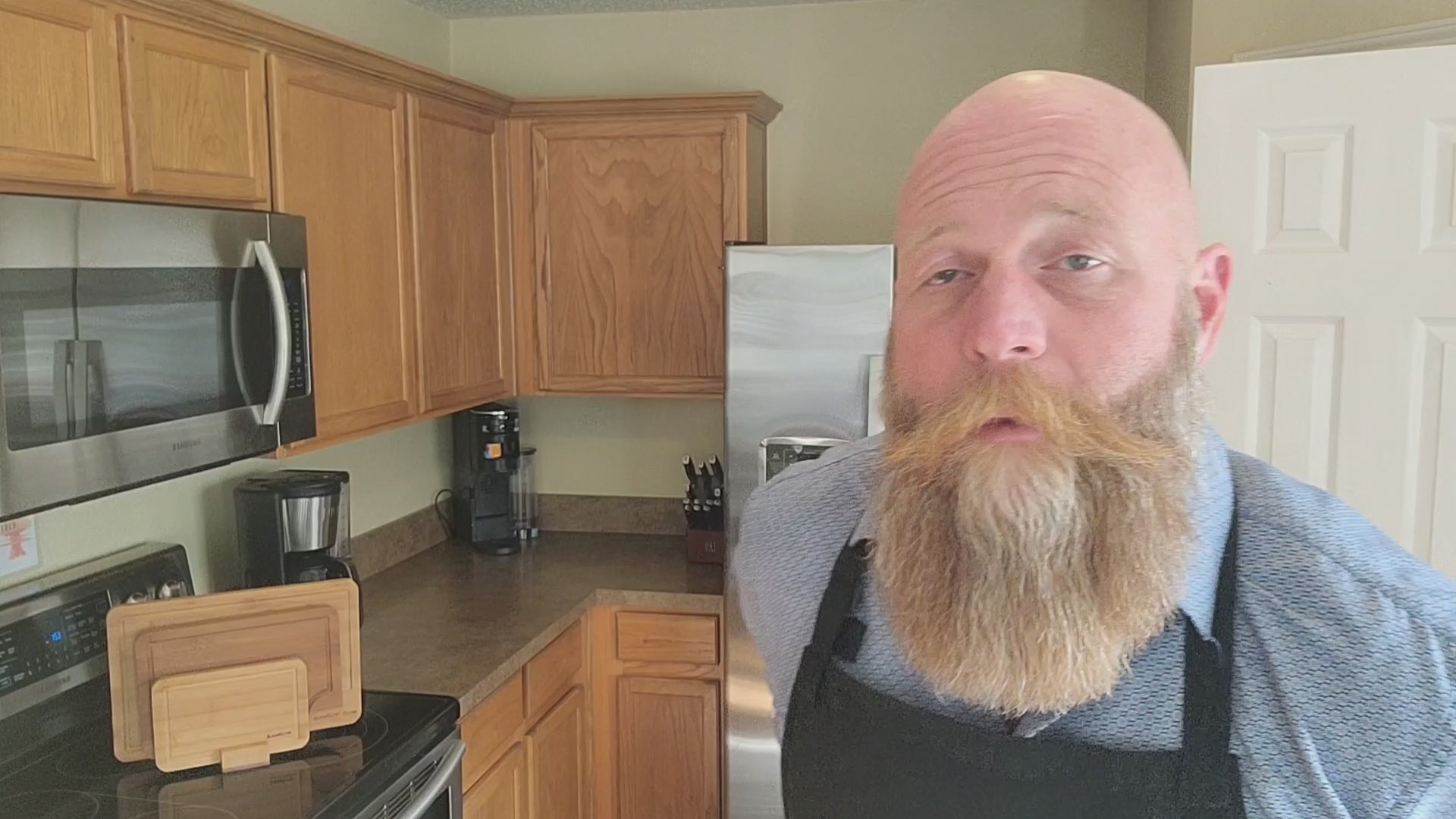 Showcasing SliceElite Bamboo Cutting Board in video

